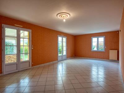 For sale Bouguenais 4 rooms 109 m2 Loire atlantique (44340) photo 3