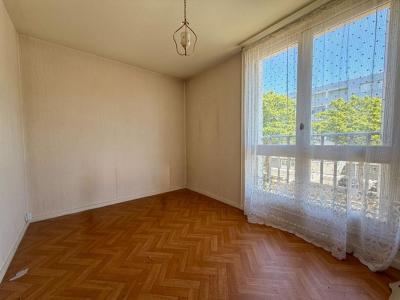 For sale Saint-herblain 4 rooms 77 m2 Loire atlantique (44800) photo 4