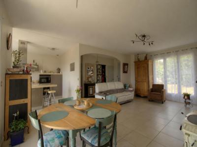 For sale Sainte-ouenne 6 rooms 120 m2 Deux sevres (79220) photo 2