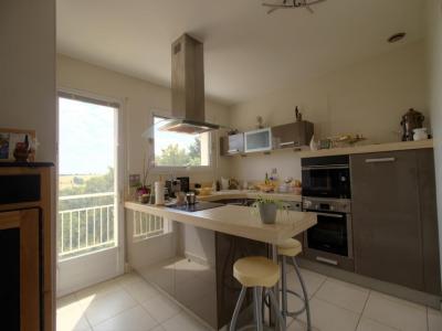 For sale Sainte-ouenne 6 rooms 120 m2 Deux sevres (79220) photo 3