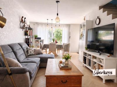 For sale Marignane 4 rooms 83 m2 Bouches du Rhone (13700) photo 4