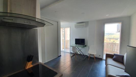 Louer Appartement  745 euros
