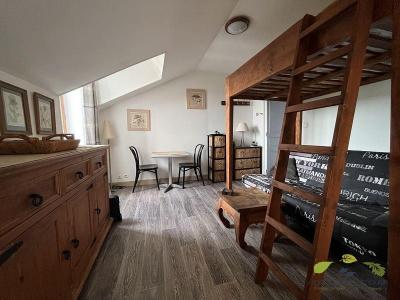 Louer Appartement Saint-leonard-de-noblat 380 euros