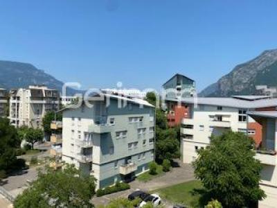 Louer Appartement Grenoble 438 euros