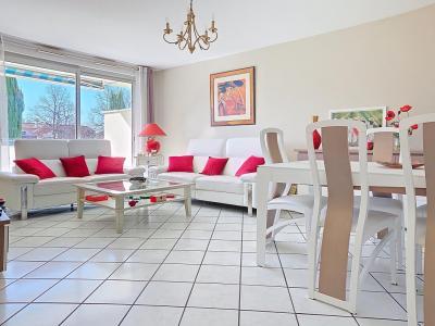 Acheter Appartement Bron 375000 euros