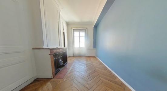 Louer Appartement Lyon-6eme-arrondissement 1976 euros