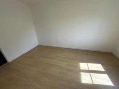 For rent Quievrechain 4 rooms 92 m2 Nord (59920) photo 3