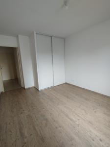 Louer Appartement Saint-priest 788 euros
