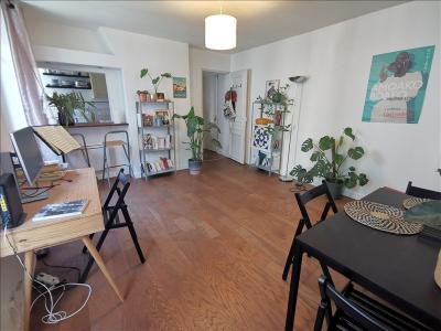 Louer Appartement 33 m2 Paris-18eme-arrondissement