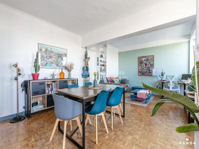 For rent Paris-17eme-arrondissement 3 rooms 71 m2 Paris (75017) photo 4