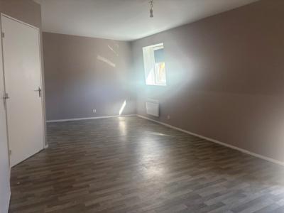 Annonce Location Appartement Chatre 36