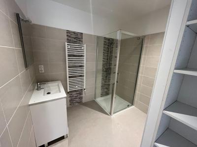 For rent Roche-sur-yon 3 rooms 59 m2 Vendee (85000) photo 2