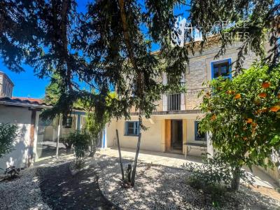 For sale Arles 6 rooms 120 m2 Bouches du Rhone (13200) photo 0