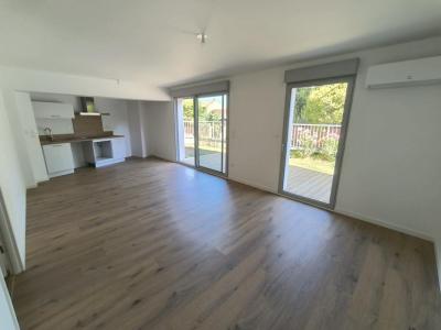 For rent Toulouse 3 rooms 62 m2 Haute garonne (31000) photo 0