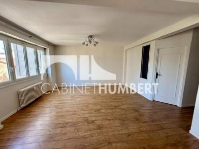 Louer Appartement 74 m2 Saint-etienne