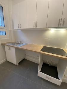 Louer Appartement 49 m2 Paris-17eme-arrondissement