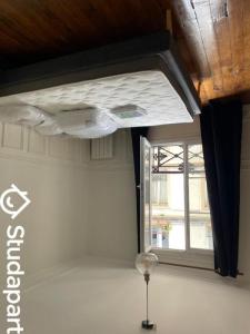 Louer Appartement 13 m2 Paris-9eme-arrondissement