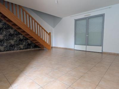 For sale Commentry 4 rooms 86 m2 Allier (03600) photo 3
