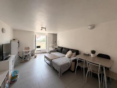 For sale Lons-le-saunier 4 rooms 86 m2 Jura (39000) photo 0