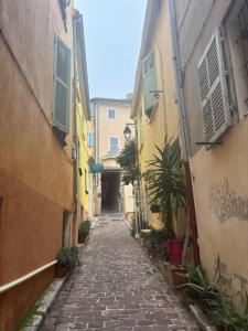 Acheter Immeuble 180 m2 Hyeres