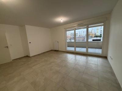 Louer Appartement 61 m2 Bezannes
