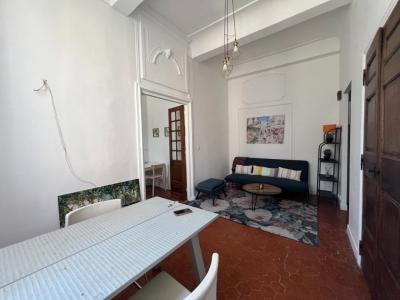 Louer Appartement 34 m2 Beaurecueil