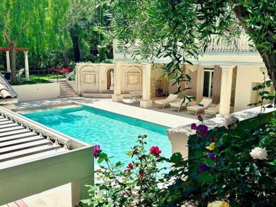 For sale Cannes 18 rooms 579 m2 Alpes Maritimes (06400) photo 0