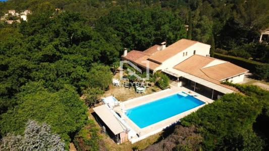 For sale Bagnols-en-foret 5 rooms 153 m2 Var (83600) photo 0