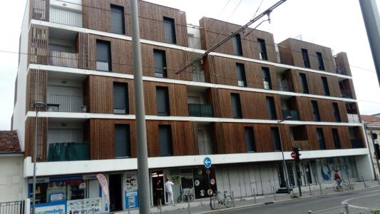 For rent Bordeaux 3 rooms 65 m2 Gironde (33300) photo 0