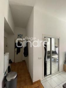 Louer Appartement Lyon-6eme-arrondissement 584 euros