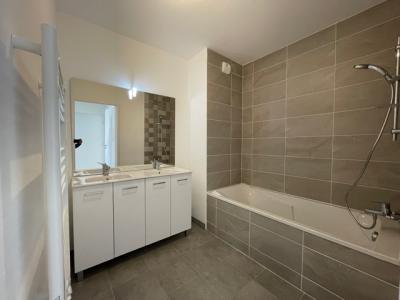 Louer Appartement Coueron 843 euros