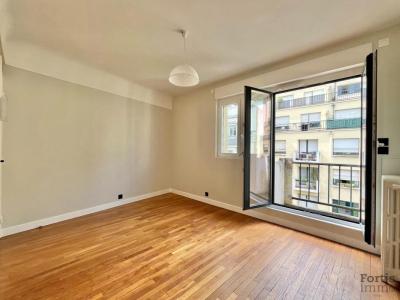 Acheter Appartement Paris-7eme-arrondissement 939600 euros