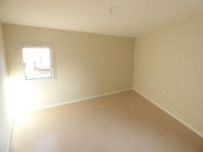Louer Appartement 79 m2 Aubigny-sur-nere