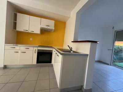 Louer Appartement 63 m2 Vauclin