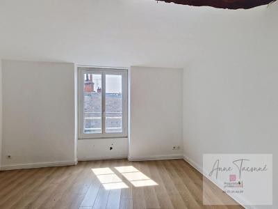 For sale Pithiviers 1 room 100 m2 Loiret (45300) photo 1