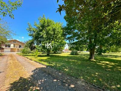 For sale Martres-tolosane 4 rooms 120 m2 Haute garonne (31220) photo 0
