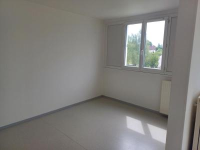 Louer Appartement Saint-loup-sur-semouse 376 euros