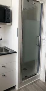 Louer Appartement 12 m2 Paris-16eme-arrondissement