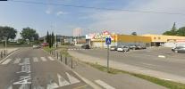 Location Local commercial Bollene  328 m2