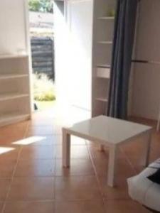 Louer Appartement 16 m2 Villenave-d'ornon