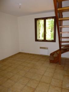 Louer Appartement 30 m2 Nerondes