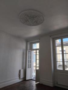For rent Bordeaux 2 rooms 44 m2 Gironde (33000) photo 0