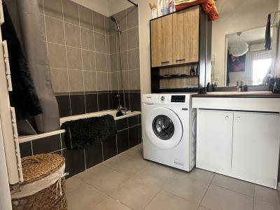 Louer Appartement  Bouches du Rhone