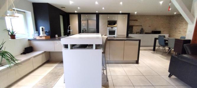 For sale Neuville-de-poitou 5 rooms 188 m2 Vienne (86170) photo 2