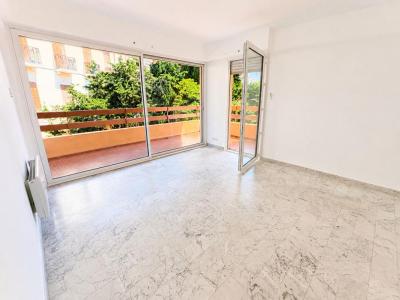 For sale Hyeres 2 rooms 48 m2 Var (83400) photo 3