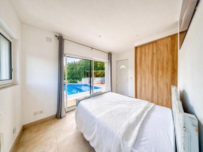 For sale Saint-maximin-la-sainte-baume 8 rooms 300 m2 Var (83470) photo 4