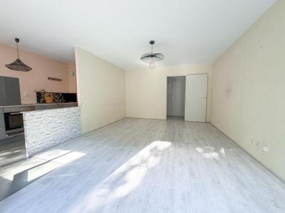 For sale Saint-herblain 3 rooms 63 m2 Loire atlantique (44800) photo 2