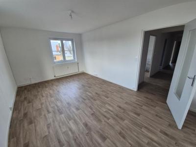 Louer Appartement 76 m2 Rocroi
