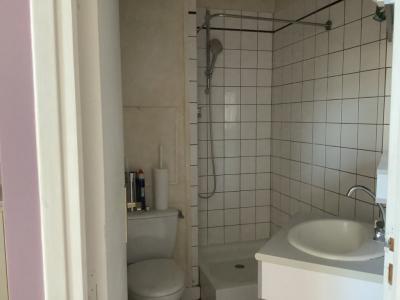 For rent Faches-thumesnil 1 room 24 m2 Nord (59155) photo 4