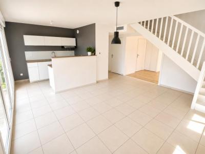 For rent Mulatiere 5 rooms 101 m2 Rhone (69350) photo 4